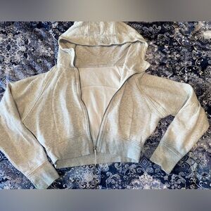Lululemon scuba zip Crop sz 12